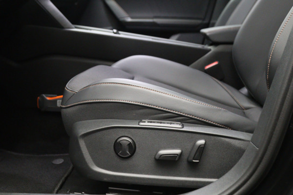 CUPRA Formentor 1.4 e-Hybrid 245 PK VZ Copper Edition PHEV, Panoramadak, Memory, Camera, Trekhaak, 360 Camera, Stuur-Startknop