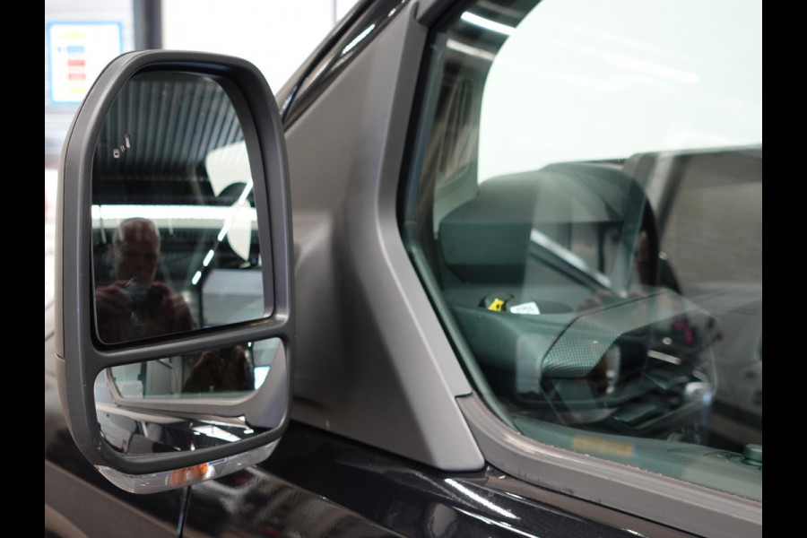 Ford Transit Custom 300 2.0 TDCI L2H1 Trend Nieuw Model Automaat Trekhaak Camera Navigatie Airco Apple CarPlay Adaptive Cruise Control Lane Assist