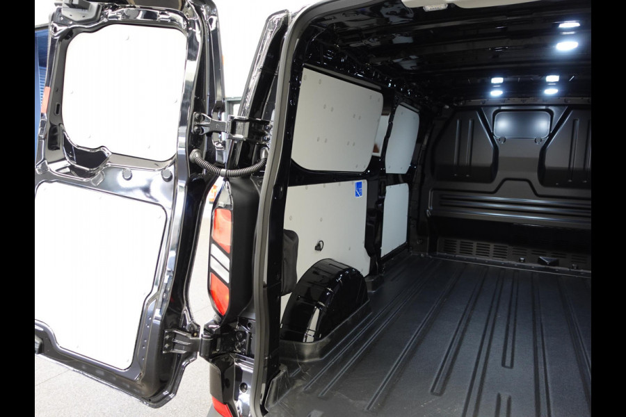 Ford Transit Custom 300 2.0 TDCI L2H1 Trend Nieuw Model Automaat Trekhaak Camera Navigatie Airco Apple CarPlay Adaptive Cruise Control Lane Assist