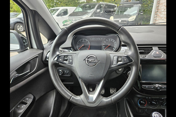 Opel Corsa 1.4 Black Edition Airco! Cruise Control! Navigatie! Leuke/Nette Auto! NAP!