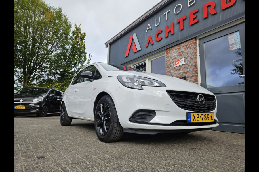 Opel Corsa 1.4 Black Edition Airco! Cruise Control! Navigatie! Leuke/Nette Auto! NAP!