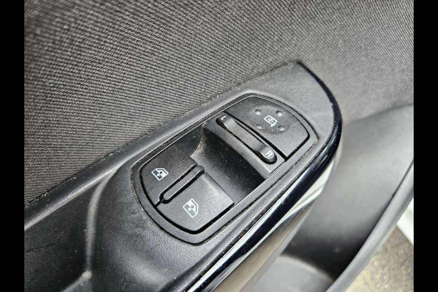 Opel Corsa 1.4 Black Edition Airco! Cruise Control! Navigatie! Leuke/Nette Auto! NAP!