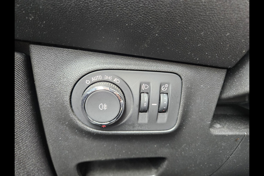 Opel Corsa 1.4 Black Edition Airco! Cruise Control! Navigatie! Leuke/Nette Auto! NAP!