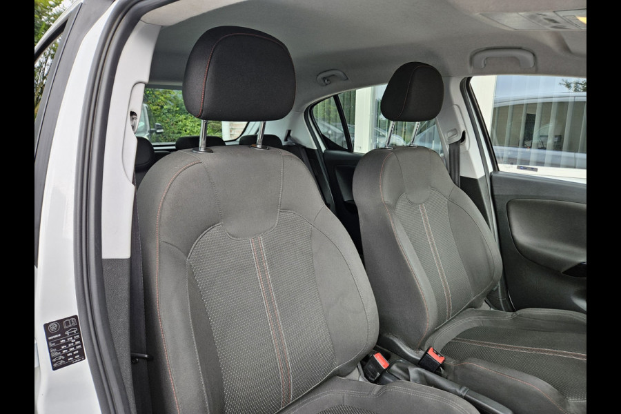 Opel Corsa 1.4 Black Edition Airco! Cruise Control! Navigatie! Leuke/Nette Auto! NAP!