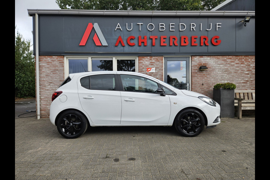 Opel Corsa 1.4 Black Edition Airco! Cruise Control! Navigatie! Leuke/Nette Auto! NAP!