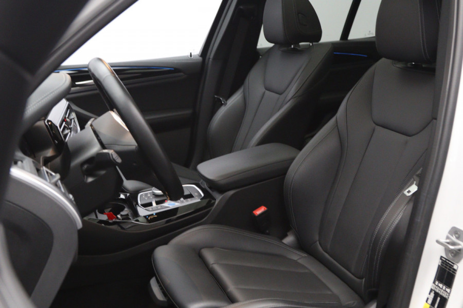 BMW iX3 High Executive 80 kWh 293 PK, SOH 98 %, Panoramadak, Leder, Adap. Cruise Control, Camera