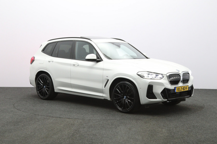 BMW iX3 High Executive 80 kWh 293 PK, SOH 98 %, Panoramadak, Leder, Adap. Cruise Control, Camera