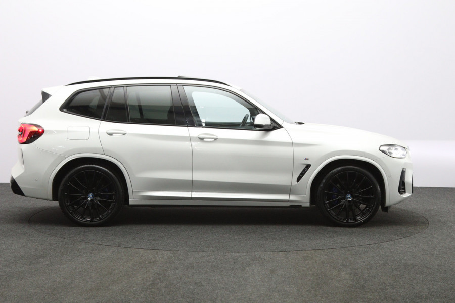 BMW iX3 High Executive 80 kWh 293 PK, SOH 98 %, Panoramadak, Leder, Adap. Cruise Control, Camera