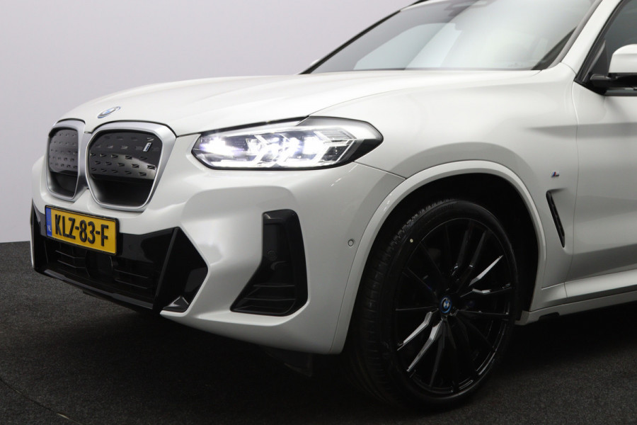 BMW iX3 High Executive 80 kWh 293 PK, SOH 98 %, Panoramadak, Leder, Adap. Cruise Control, Camera