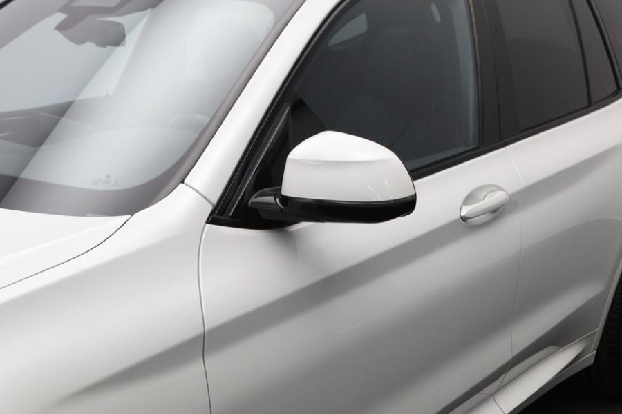 BMW iX3 High Executive 80 kWh 293 PK, SOH 98 %, Panoramadak, Leder, Adap. Cruise Control, Camera