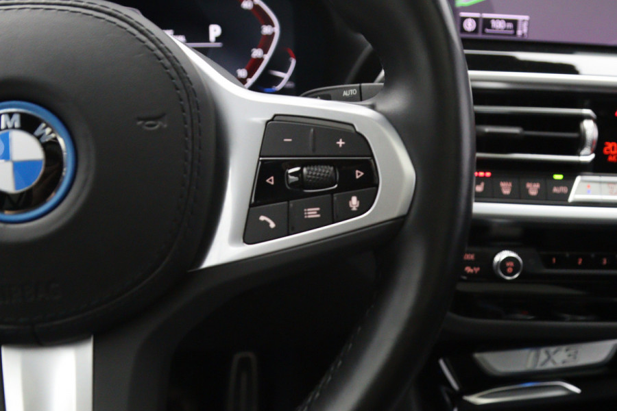 BMW iX3 High Executive 80 kWh 293 PK, SOH 98 %, Panoramadak, Leder, Adap. Cruise Control, Camera