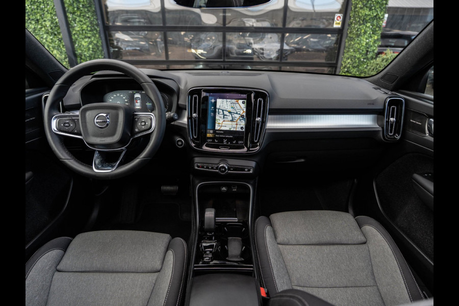 Volvo XC40 1.5 T5 Plug-in hybrid Plus Dark | Pano | H/K Sound | Camera | BTW