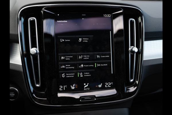 Volvo XC40 1.5 T5 Plug-in hybrid Plus Dark | Pano | H/K Sound | Camera | BTW