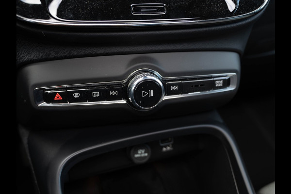 Volvo XC40 1.5 T5 Plug-in hybrid Plus Dark | Pano | H/K Sound | Camera | BTW