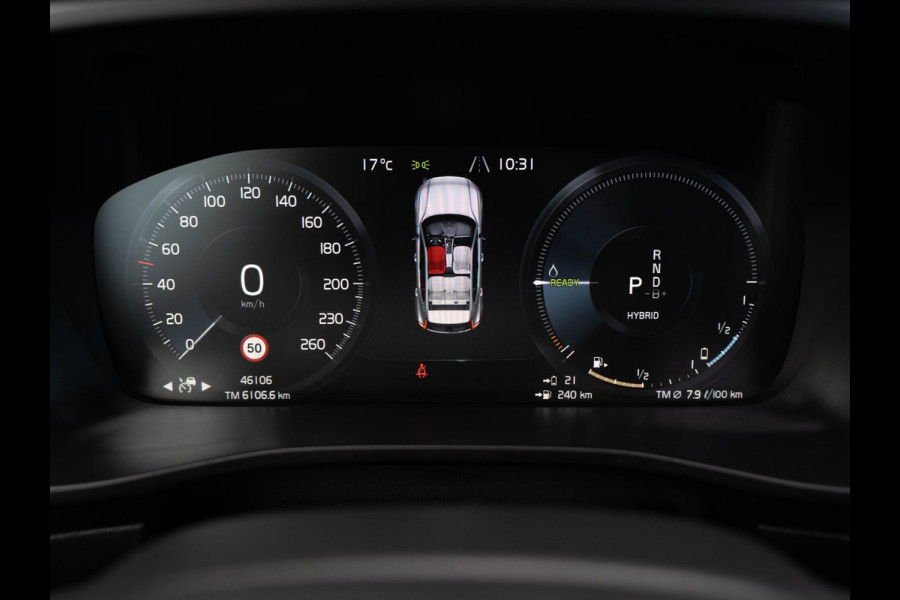 Volvo XC40 1.5 T5 Plug-in hybrid Plus Dark | Pano | H/K Sound | Camera | BTW