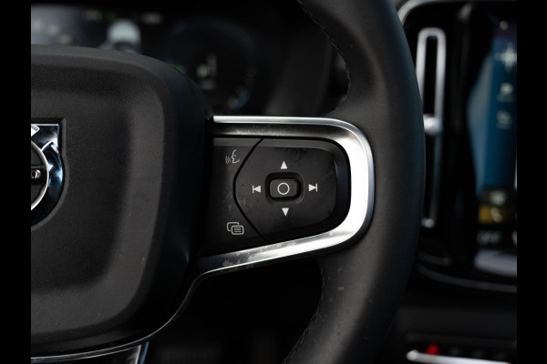 Volvo XC40 1.5 T5 Plug-in hybrid Plus Dark | Pano | H/K Sound | Camera | BTW