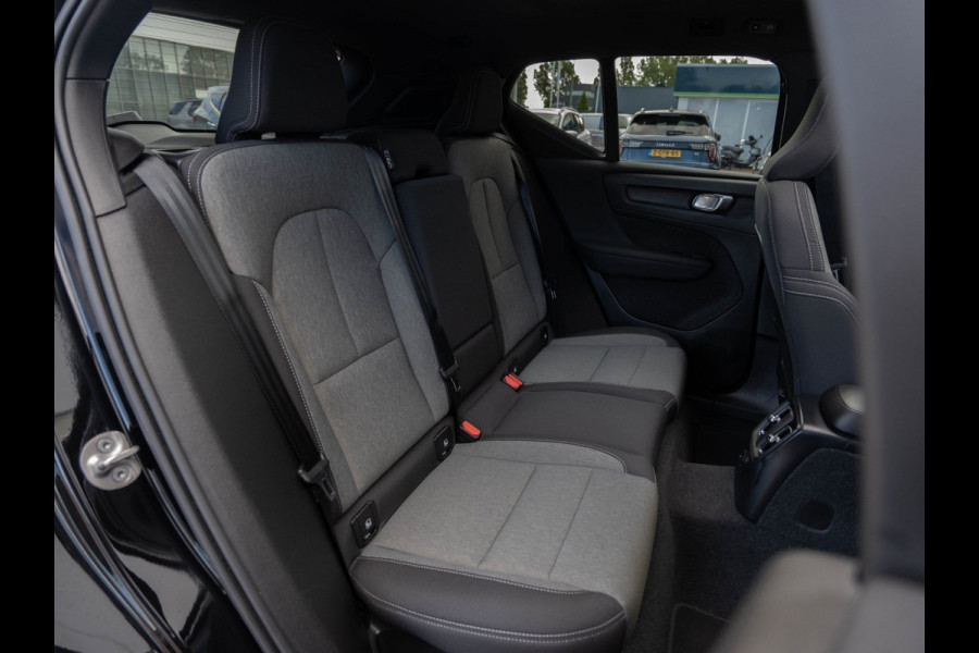 Volvo XC40 1.5 T5 Plug-in hybrid Plus Dark | Pano | H/K Sound | Camera | BTW