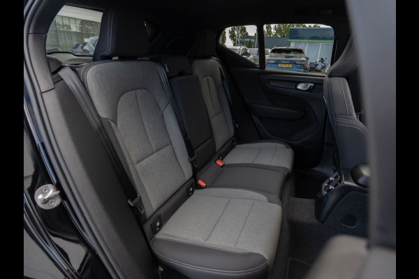 Volvo XC40 1.5 T5 Plug-in hybrid Plus Dark | Pano | H/K Sound | Camera | BTW