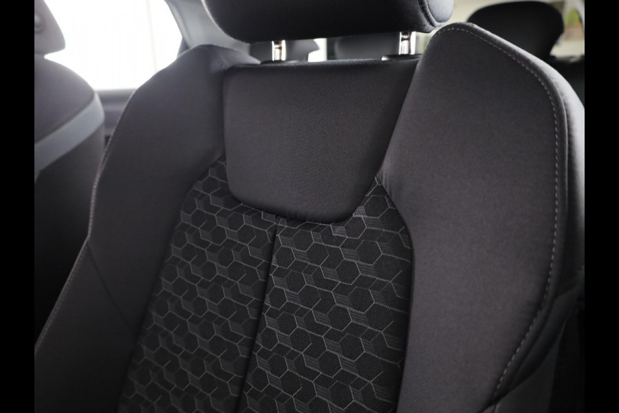 Audi A1 Sportback Advanced edition 25 TFSI 95 pk | LED verlichting voor+ achter | Optiekpakket zwart plus | Sportstoelen voor | Buitenspiegels inklapbaar |