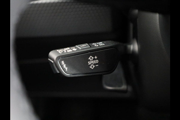 Audi A1 Sportback Advanced edition 25 TFSI 95 pk | LED verlichting voor+ achter | Optiekpakket zwart plus | Sportstoelen voor | Buitenspiegels inklapbaar |