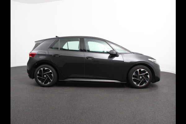 Volkswagen ID.3 Pro 58 kWh Camera Apple Carplay Stoelverwarming Navigatie Android Auto Climate Control Navigatie Cruise control Parkeersensoren voor achter LED