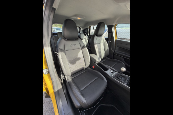 Jeep Avenger 100pk Altitude (Camera - Keyless Entry - Adaptieve Cruise Controle - Elektrische Klep - JBL - LED - 17"incl 4S - Automatische Ai