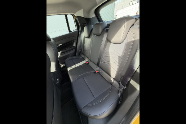 Jeep Avenger 100pk Altitude (Camera - Keyless Entry - Adaptieve Cruise Controle - Elektrische Klep - JBL - LED - 17"incl 4S - Automatische Ai