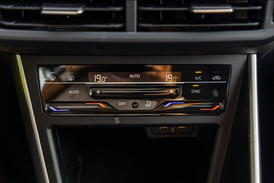 Volkswagen Polo 1.0 TSI Life Adaptive Cruise I Climate I Camera I CarPlay I Android I LM Velgen I Parkeersensoren I BTW