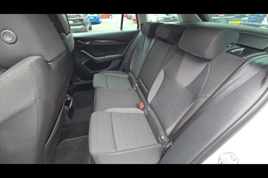 Škoda Octavia Combi 1.5 e-TSI Business Edition