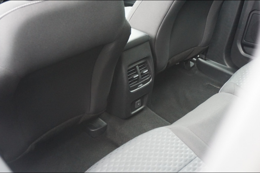 Ford Kuga 225PK PHEV Cool & Connect AUTOM. | PARK. SENSOREN | CRUISE CONTR.