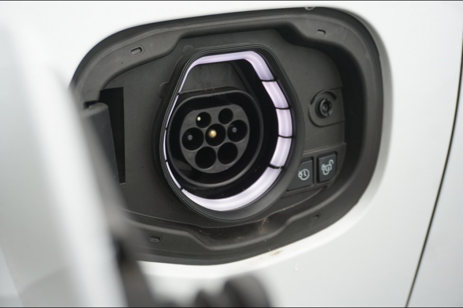 Ford Kuga 225PK PHEV Cool & Connect AUTOM. | PARK. SENSOREN | CRUISE CONTR.
