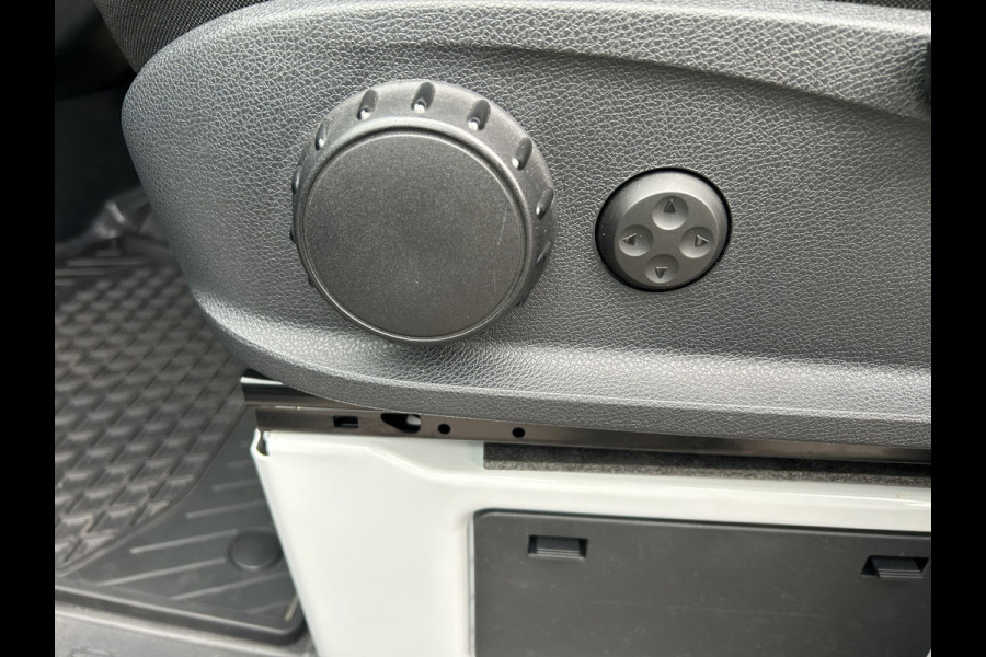 Mercedes-Benz eSprinter 320 L2 H2 Select 81kWh / Snel laden 115Kw / LED / Distronic / Carplay / Navigatie / Camera / LMV / 270 Graden achterdeuren