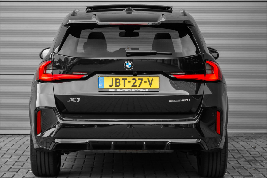 BMW X1 sDrive20i M-Sport Pro Pano Keyless Premium Camera 19"