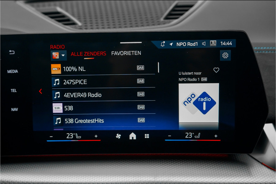 BMW X1 sDrive20i M-Sport Pro Pano Keyless Premium Camera 19"