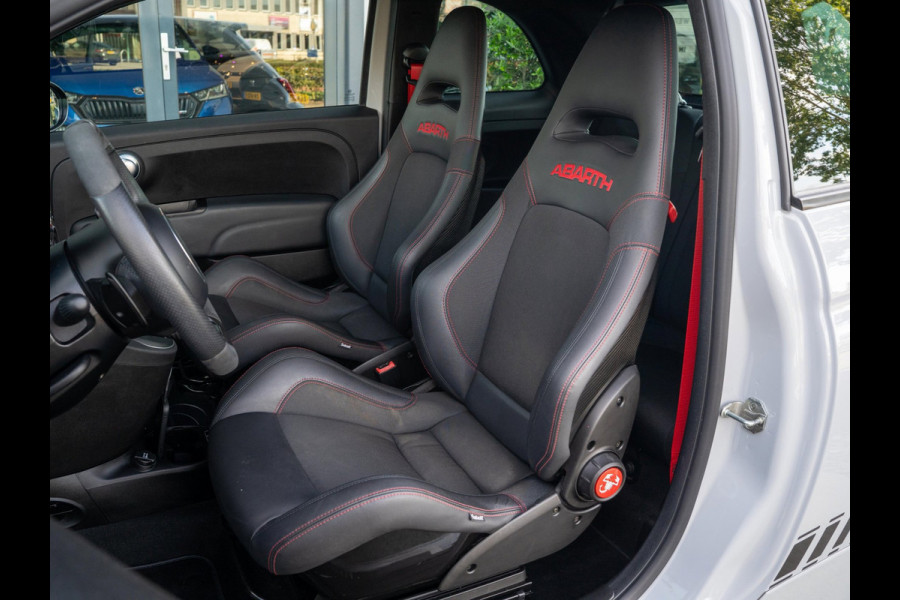 Abarth 595 Esseesse 1.4 T-Jet 180PK | Akrapovic |Xenon | Carbon | Carplay