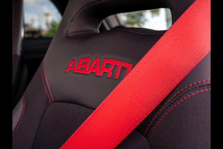 Abarth 595 Esseesse 1.4 T-Jet 180PK | Akrapovic |Xenon | Carbon | Carplay