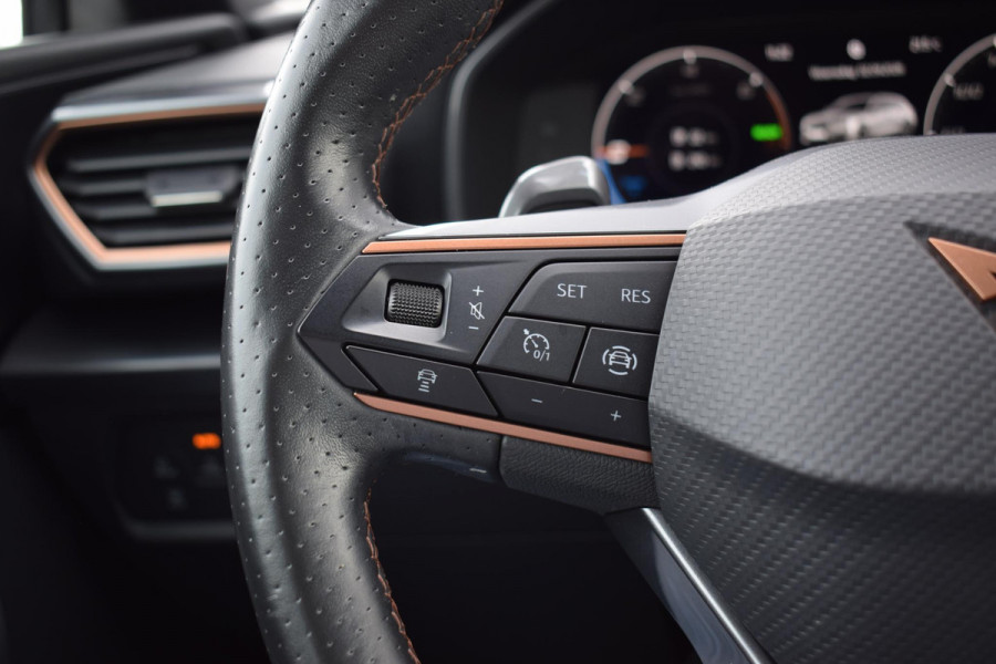 CUPRA Leon Sportstourer 1.4 e-Hybrid VZ Business | 245 PK | Half Leer | Apple CarPlay | Stuurverwarming
