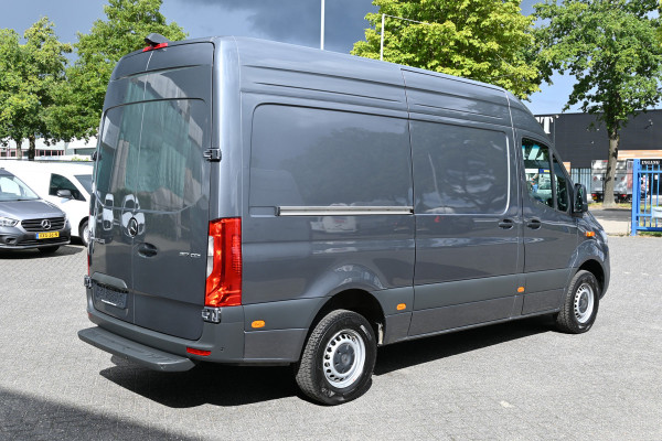 Mercedes-Benz Sprinter 317 CDI L2H2 Pro LED, Geveerde stoel, Navigatie met camera