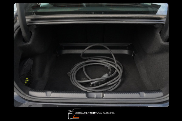 Mercedes-Benz EQE 350+ Luxury 89 kWh Trekhaak Camera Navi