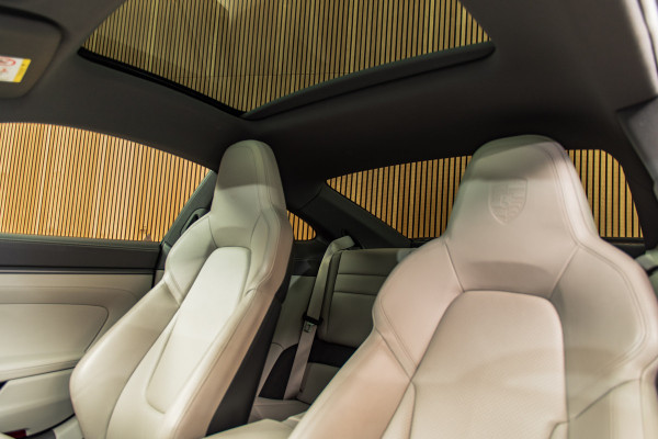 Porsche 911 3.0 Carrera 4S AEROKIT | BURMESTER | 18-VOUDIG | SCHUIFDAK