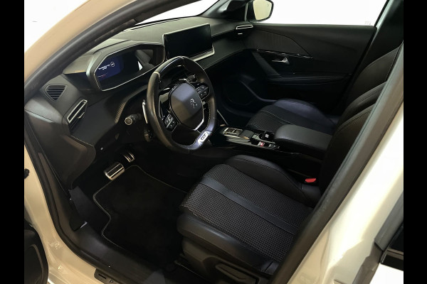 Peugeot 208 1.2 PureTech GT Pack 130PK AUTOMAAT PARELMOER WIT AIRCO CLIMA NAVI CRUISE KEYLESS APPLE CARPLAY PRIVACYGLAS NIEUWSTAAT