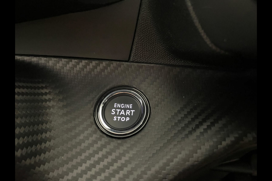 Peugeot 208 1.2 PureTech GT Pack 130PK AUTOMAAT PARELMOER WIT AIRCO CLIMA NAVI CRUISE KEYLESS APPLE CARPLAY PRIVACYGLAS NIEUWSTAAT