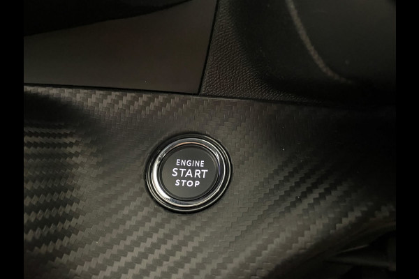 Peugeot 208 1.2 PureTech GT Pack 130PK AUTOMAAT PARELMOER WIT AIRCO CLIMA NAVI CRUISE KEYLESS APPLE CARPLAY PRIVACYGLAS NIEUWSTAAT