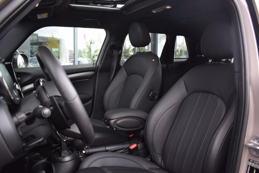 MINI 5-deurs 2.0 Cooper S MINI Yours | Pano | Leer | H/K | HUD | Stuur-en Stoelverwarming