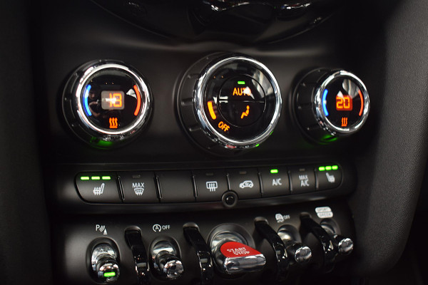 MINI 5-deurs 2.0 Cooper S MINI Yours | Pano | Leer | H/K | HUD | Stuur-en Stoelverwarming