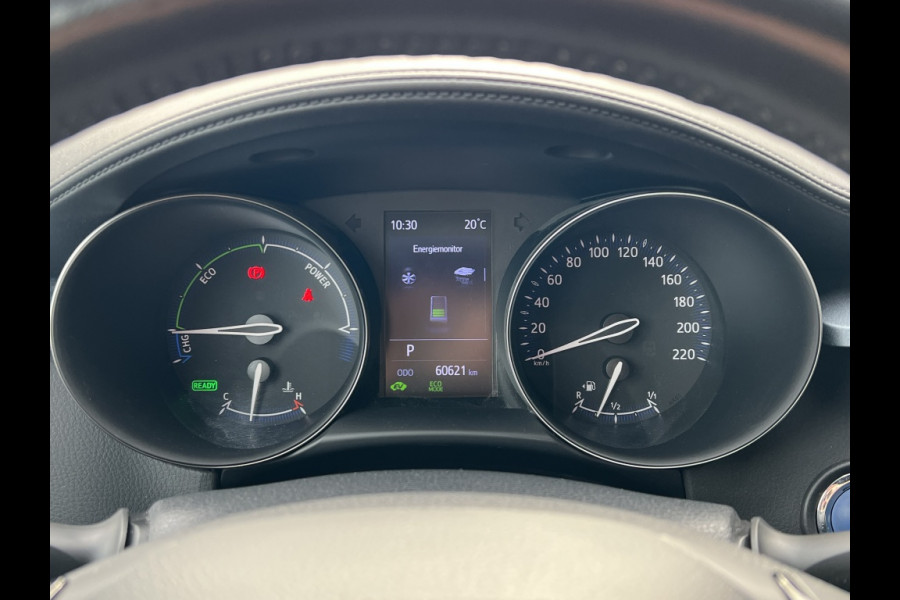 Toyota C-HR 2.0 Hybrid Style | Parelmoer wit, Dodehoekherkenning, Stoel + Stuurverwarming, Parkeersensoren, CarPlay, Navigatie