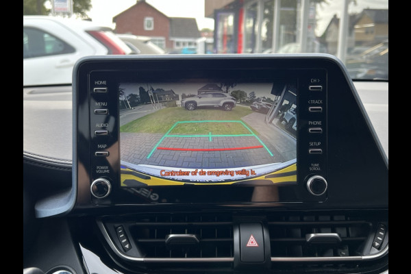 Toyota C-HR 2.0 Hybrid Style | Parelmoer wit, Dodehoekherkenning, Stoel + Stuurverwarming, Parkeersensoren, CarPlay, Navigatie