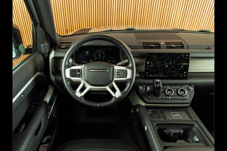 Land Rover Defender 110 2.0 P400e 110 X-Dynamic HSE 22" | MERIDIAN | PANO | TREKHAAK