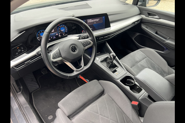 Volkswagen Golf Variant 1.5 TSI Life Business/Trekhaak (16.399 EX BTW)