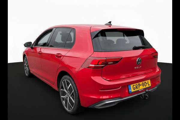 Volkswagen Golf 1.5 eHybrid 204PK PHEV 50 JAREN EDITIE CAMERA/ALCANTARA/TREKHAAK/HEAD-UP